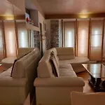 Taverna Zen شقة
